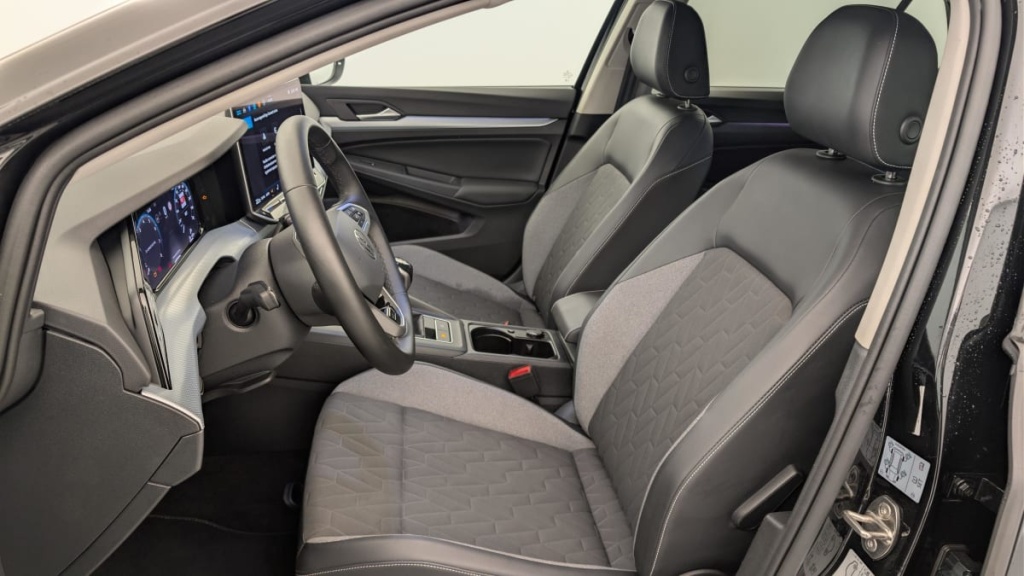 VOLKSWAGEN Golf 1.5 TSI EVO2 116 BVM6 LIFE PLUS - ref: 1-374775 - Photo 16