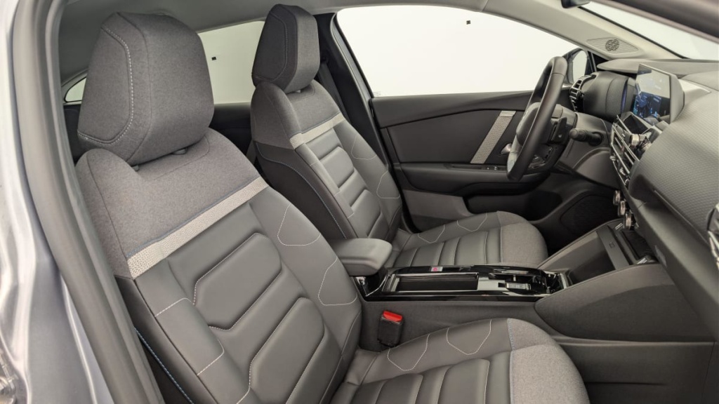 CITROEN C4 PureTech 130 EAT8 Max - ref: 1-374791 - Photo 9