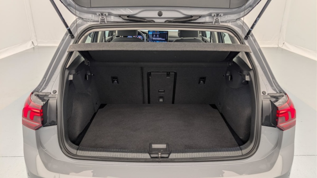 VOLKSWAGEN Golf 1.5 TSI EVO2 116 BVM6 LIFE PLUS - ref: 1-374862 - Photo 11