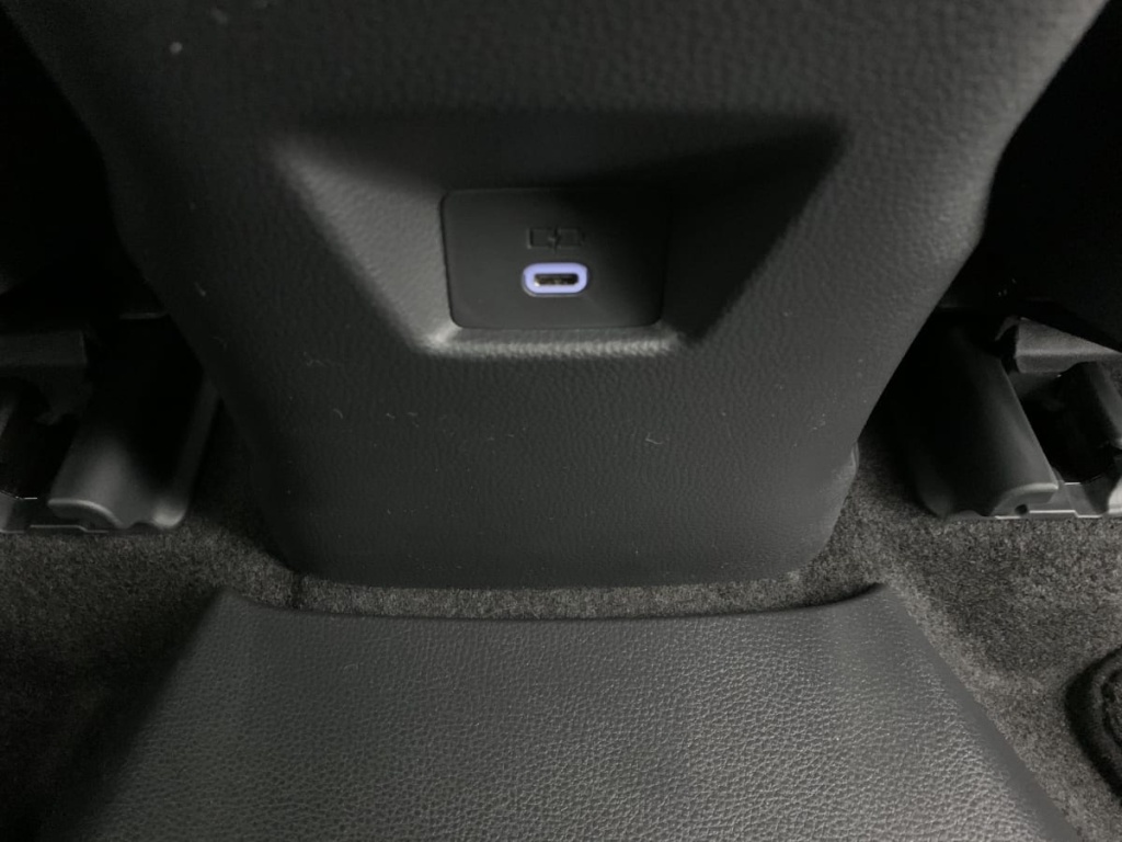 TOYOTA C-HR Hybride Rechargeable 225 Design - ref: 1-374866 - Photo 16