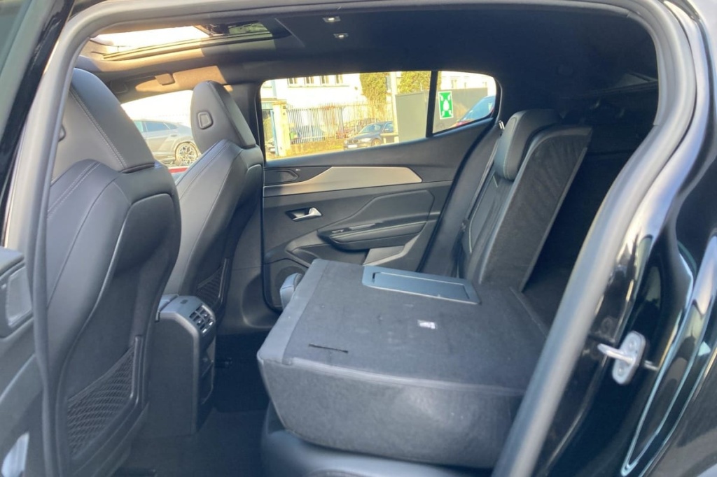 PEUGEOT 408 PHEV 180 e-EAT8 GT - ref: 1-374929 - Photo 10