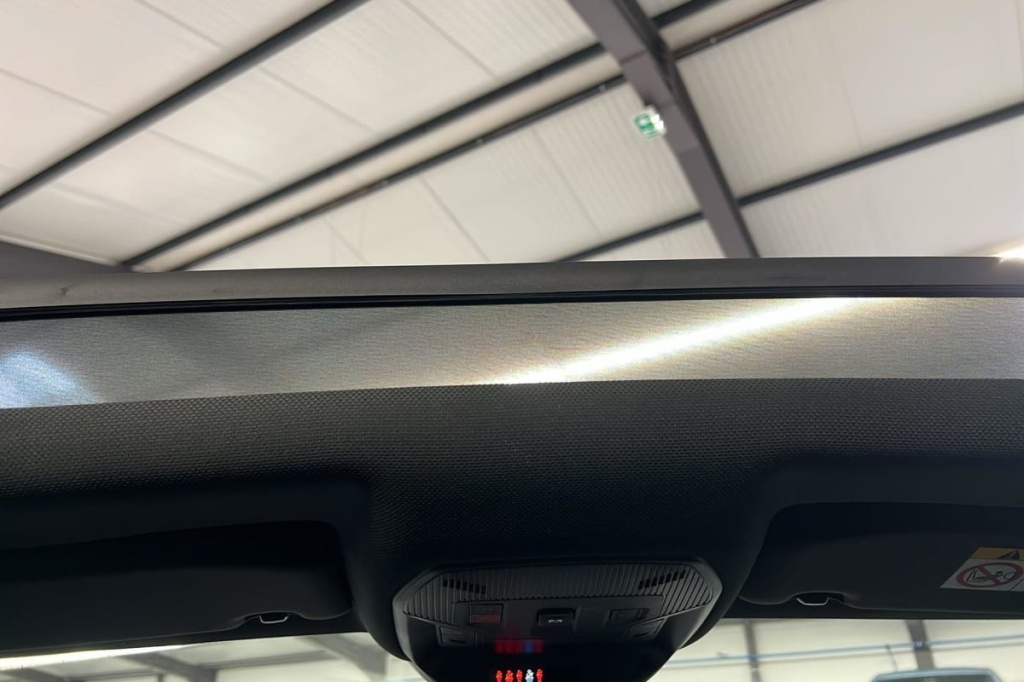 PEUGEOT 408 PHEV 180 e-EAT8 GT - ref: 1-374930 - Photo 18