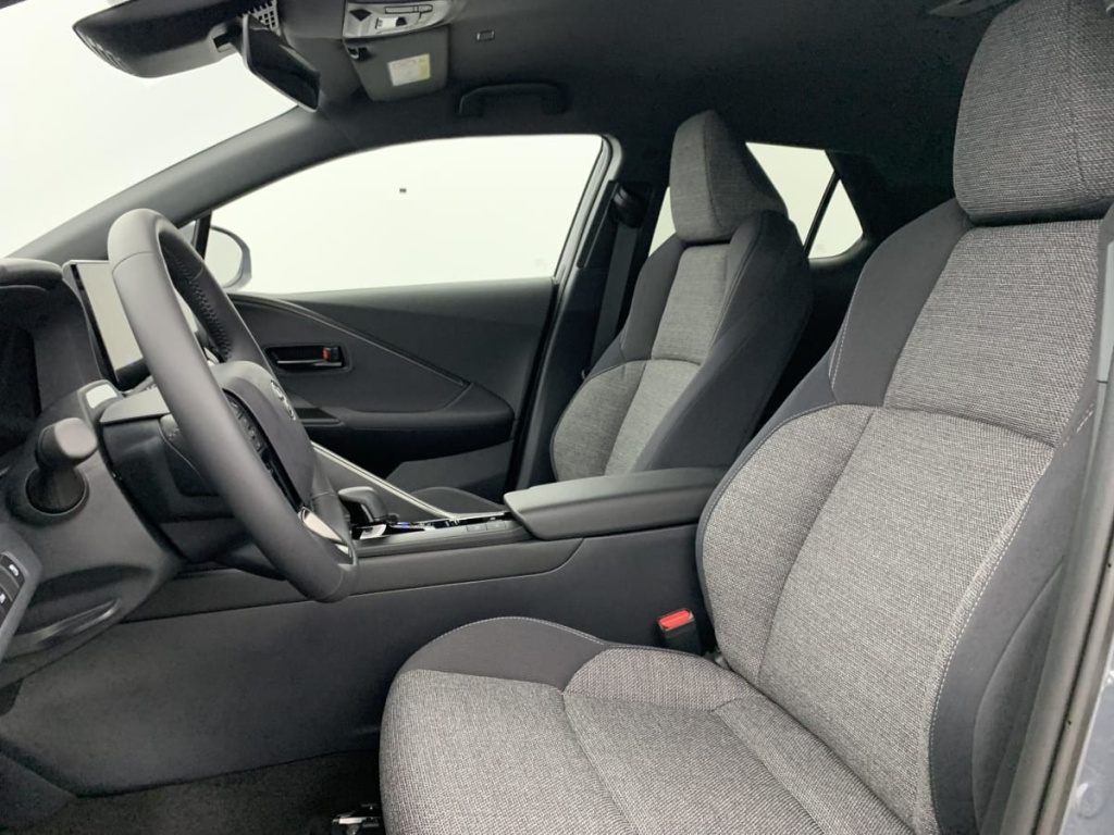 TOYOTA C-HR Hybride Rechargeable 225 Design - ref: 1-375281 - Photo 18