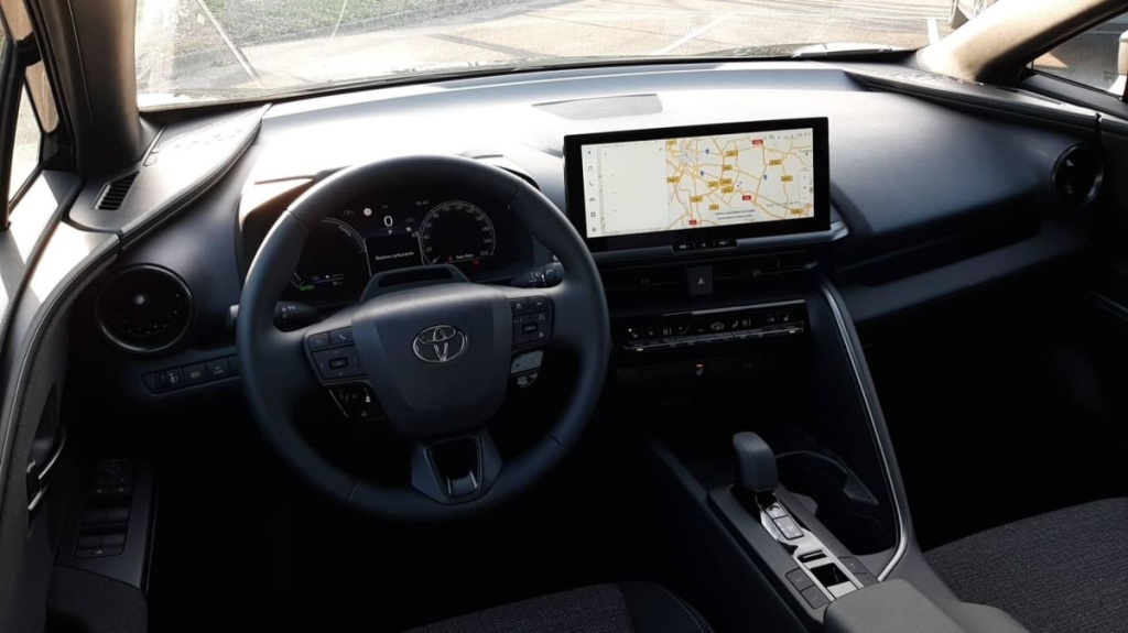 TOYOTA C-HR Hybride Rechargeable 225 Design - ref: 1-375296 - Photo 14