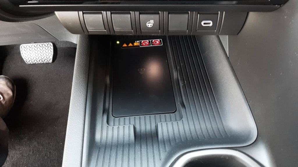 TOYOTA C-HR Hybride Rechargeable 225 Design - ref: 1-375332 - Photo 19