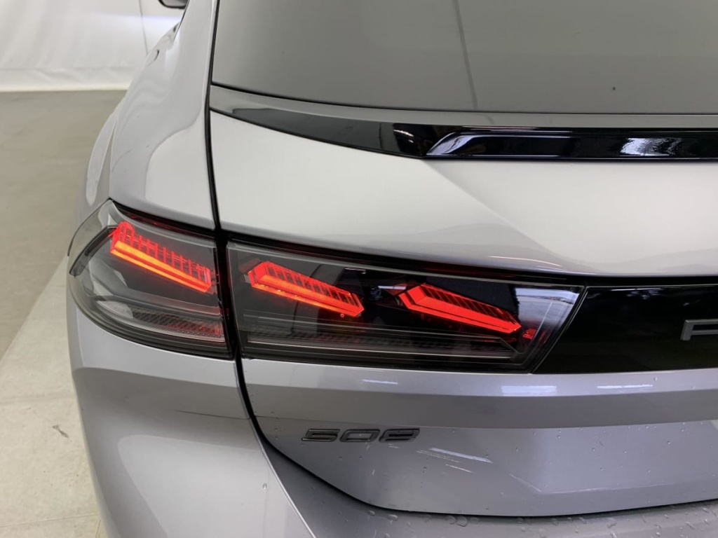 PEUGEOT 508 SW Hybrid 225 e-EAT8 Allure - ref: 1-375491 - Photo 12