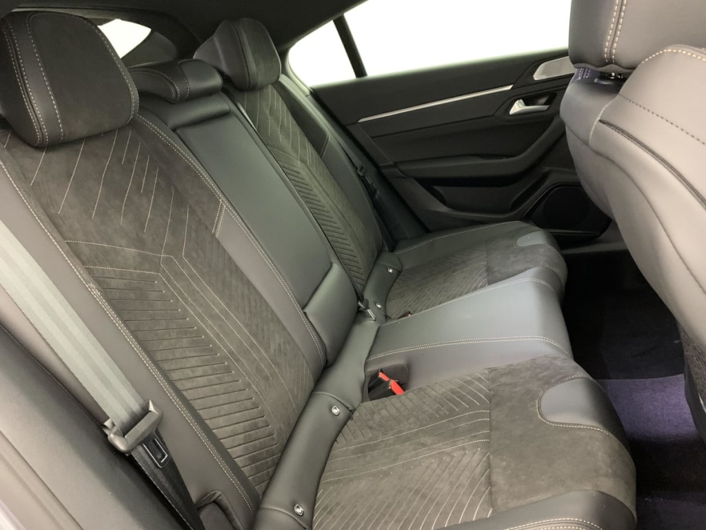 PEUGEOT 508 Hybrid 225 e-EAT8 Allure - ref: 1-375613 - Photo 10
