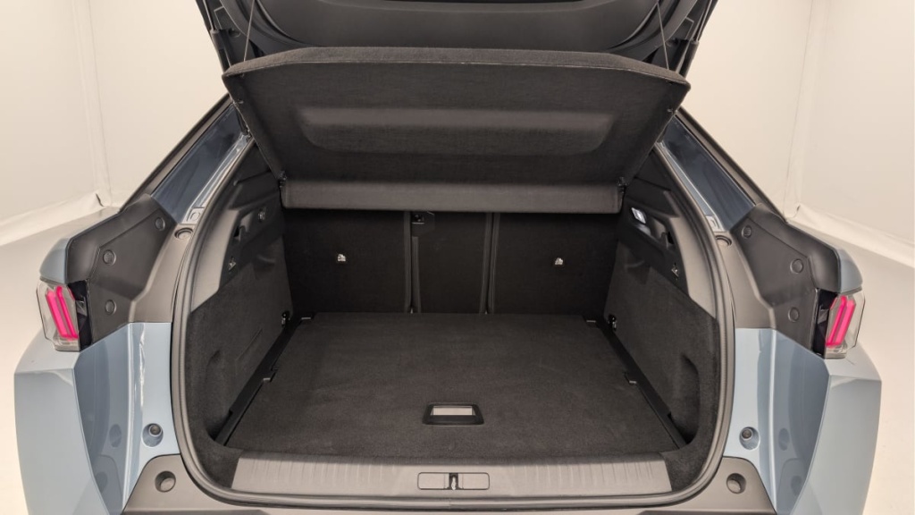 PEUGEOT 3008 Hybrid 145 e-DCS6 Allure - ref: 1-375815 - Photo 11