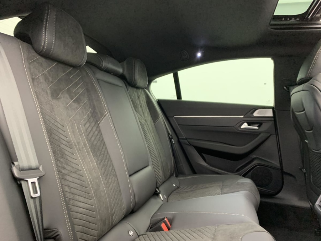 PEUGEOT 508 Hybrid 180 e-EAT8 Allure - ref: 1-375826 - Photo 10