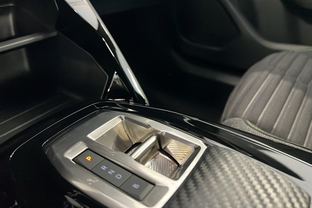 PEUGEOT 2008 50 kWh 136 ch Active - ref: 1-375979 - Photo 16