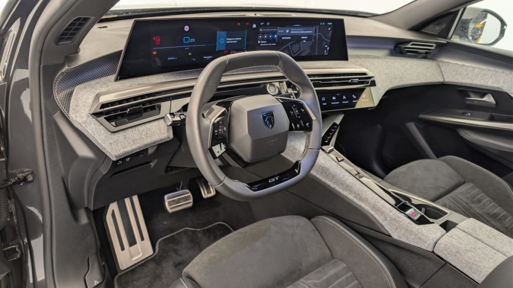 PEUGEOT 3008 Hybrid 145 e-DCS6 GT - ref: 1-376009 - Photo 15