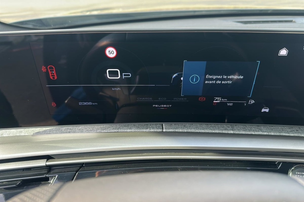 PEUGEOT 3008 Hybrid 145 e-DCS6 GT - ref: 1-376028 - Photo 19