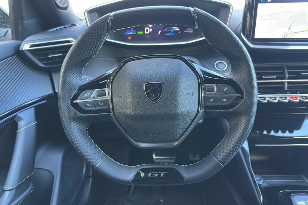 PEUGEOT 2008 50 kWh 136 ch GT - ref: 1-376033 - Photo 14