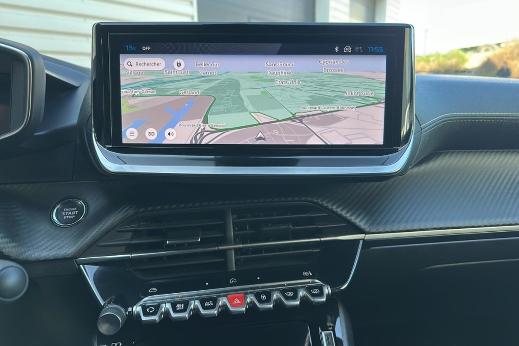 PEUGEOT 2008 50 kWh 136 ch GT - ref: 1-376033 - Photo 18