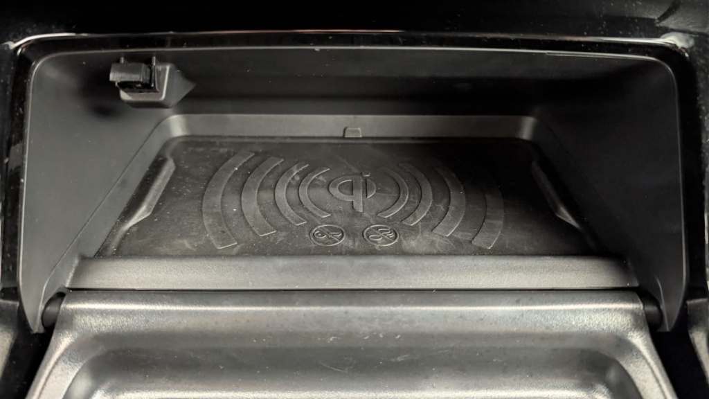 PEUGEOT 2008 50 kWh 136 ch GT - ref: 1-376035 - Photo 20