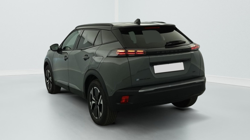 PEUGEOT 2008 50 kWh 136 ch GT - ref: 1-376035 - Photo 5