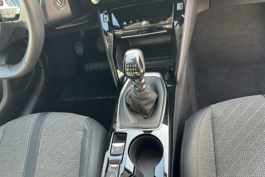 PEUGEOT 208 100 S S BVM6 Allure - ref: 1-376044 - Photo 16