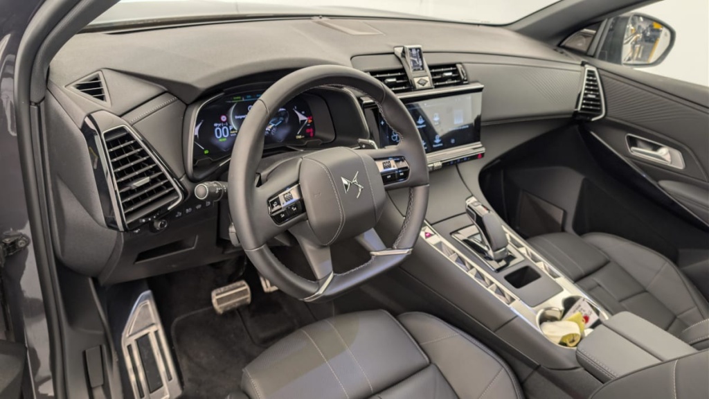 DS DS7 Hybride Rechargeable E-Tense 360 EAT8 4x4 Performance - ref: 1-376133 - Photo 7