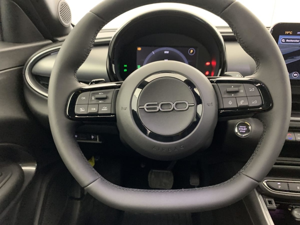 FIAT 600 T-Gen 3 1.2 Hybrid 145ch eDCT6 Sport - ref: 1-376218 - Photo 16