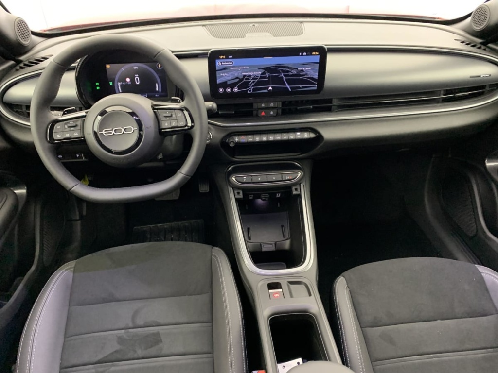 FIAT 600 T-Gen 3 1.2 Hybrid 145ch eDCT6 Sport - ref: 1-376229 - Photo 14