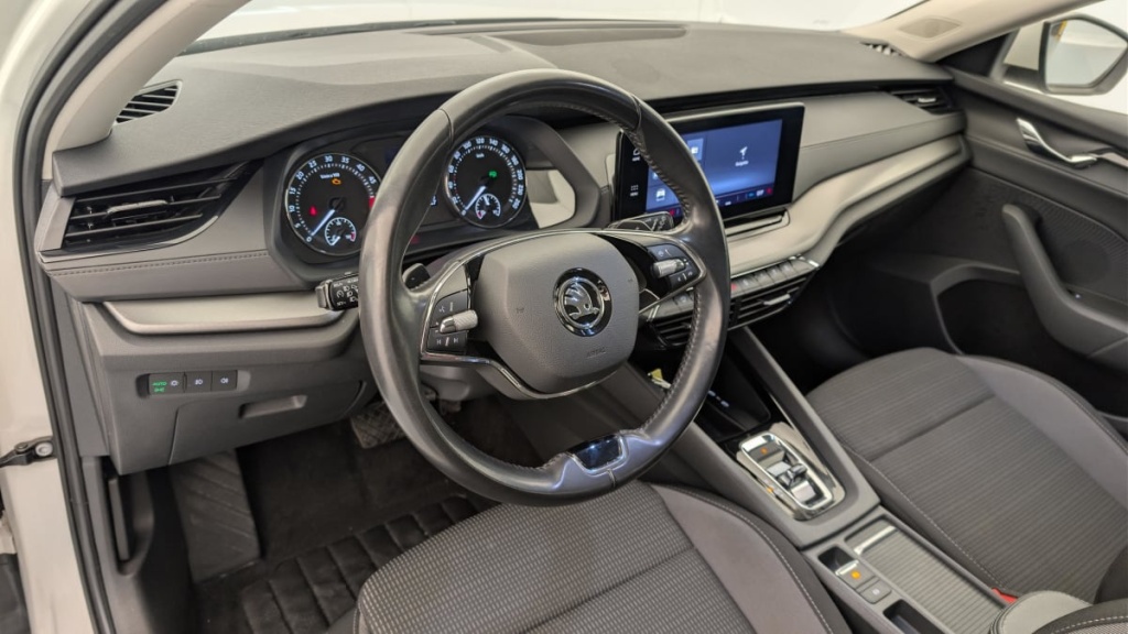 SKODA Octavia Combi 2.0 TDI 150 ch DSG7 Ambition - ref: 1-376528 - Photo 15