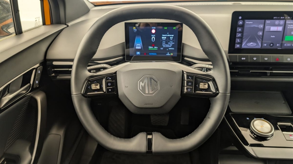 MG MG4 ELECTRIC 64KWH - 150 KW 2WD LUXURY - ref: 1-376744 - Photo 14