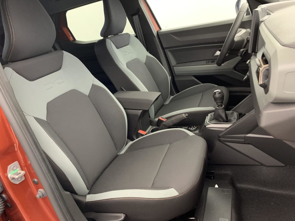 DACIA Duster Mild Hybrid 130 4x4 Extreme - ref: 1-376789 - Photo 9