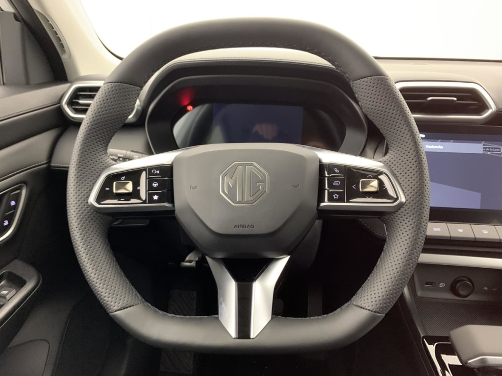 MG ZS 1.5 L Hybrid+ 197 ch Luxury - ref: 1-376793 - Photo 14