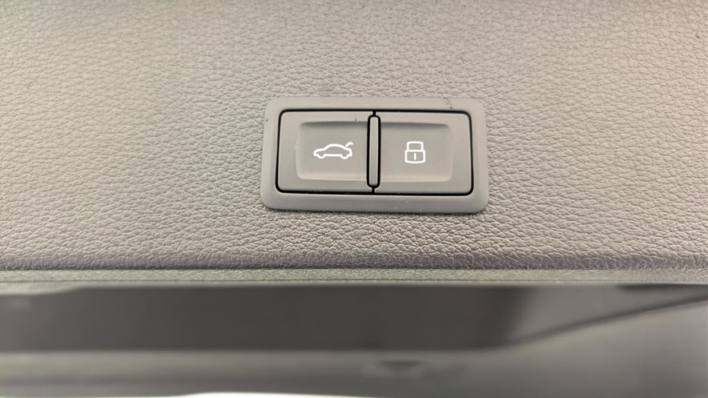 AUDI Q2 30 TFSI 110 BVM6 Design - ref: 1-376884 - Photo 20