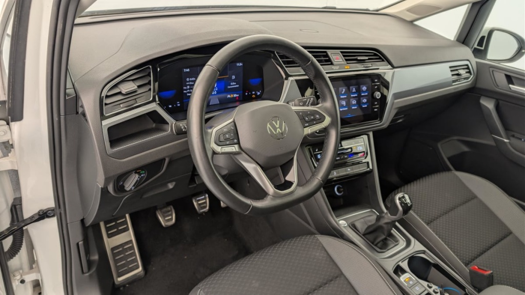 VOLKSWAGEN Touran 1.5 TSI EVO 150 7pl Active - ref: 1-376925 - Photo 16