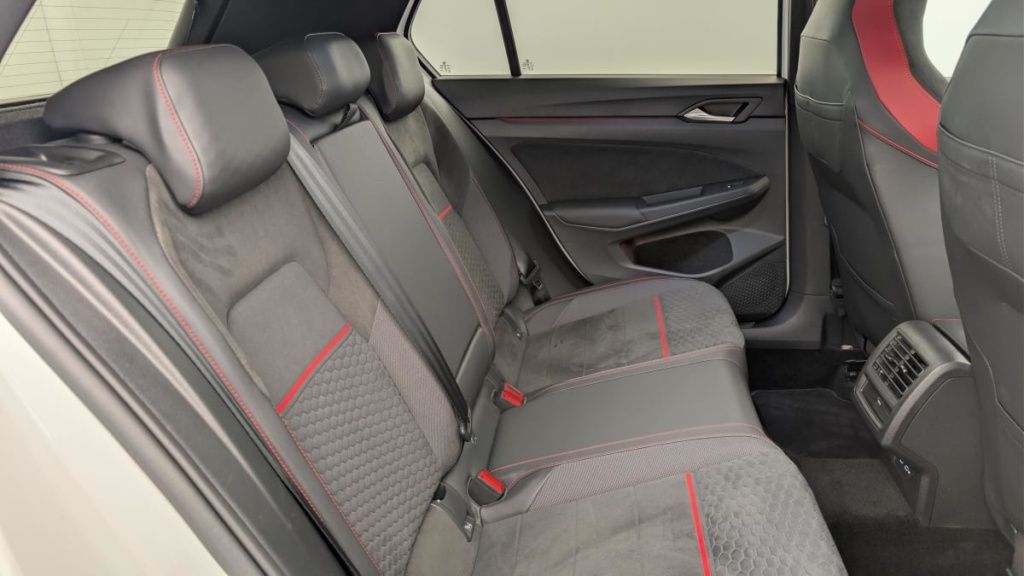 VOLKSWAGEN Golf 2.0 TSI 300 DSG7 GTI CLUBSPORT - ref: 1-377018 - Photo 10