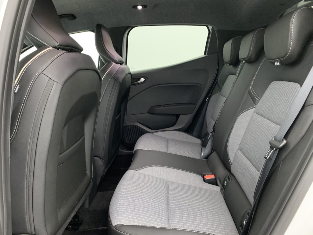 RENAULT Clio ECO-G 100 CH GSR2 TECHNO - ref: 1-377479 - Photo 18