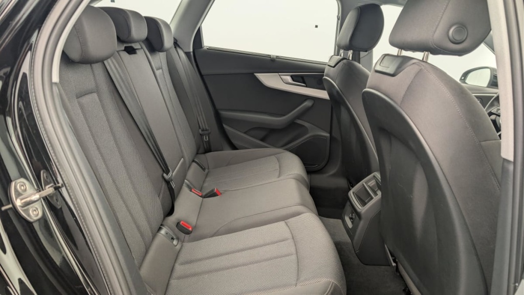 AUDI A4 Allroad 40 TDI 204 S Tronic 7 Quattro Design - ref: 1-377638 - Photo 10