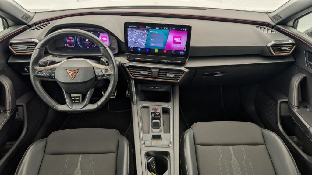 CUPRA Leon Sportstourer 1.4 e-HYBRID 204 ch DSG6 V - ref: 1-377700 - Photo 13