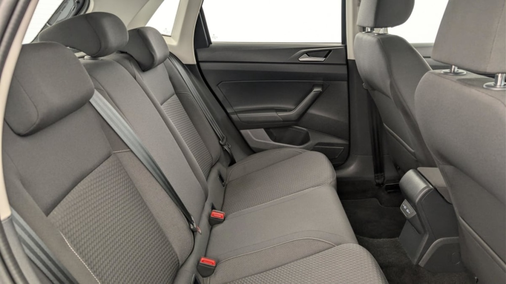 VOLKSWAGEN Polo 1.0 TSI 95 S S DSG7 - ref: 1-377780 - Photo 10