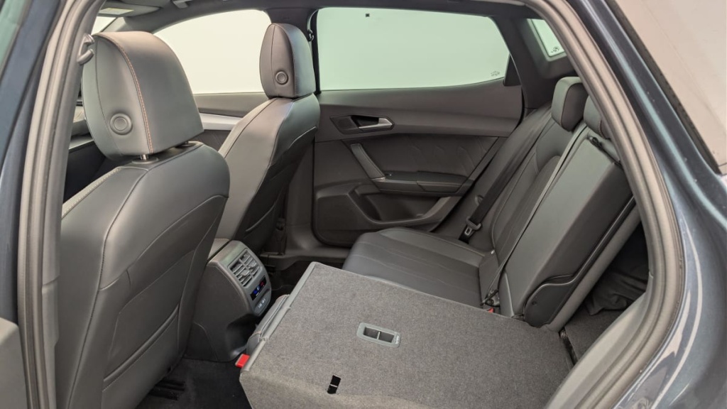 CUPRA Formentor 1.4 e-HYBRID 204 ch DSG6 Business Edition - ref: 1-377827 - Photo 12