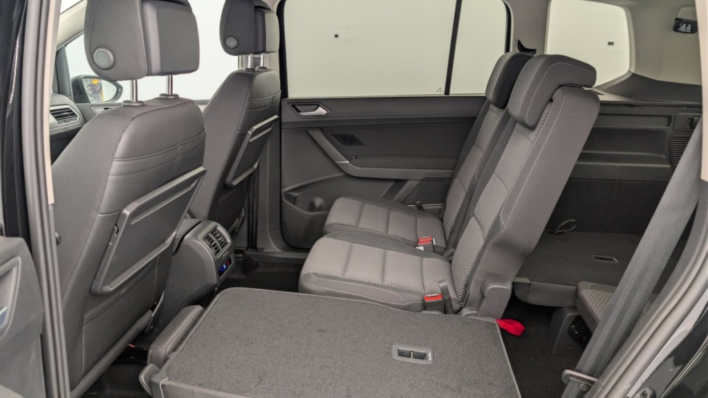 VOLKSWAGEN Touran 1.5 TSI EVO 150 DSG7 7pl VW Edition - ref: 1-377884 - Photo 12