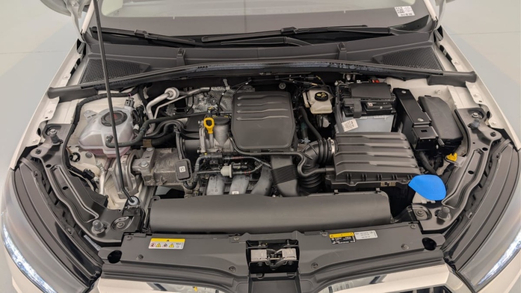 SKODA Fabia 1.0 MPI 65 ch BVM5 Active - ref: 1-377895 - Photo 19