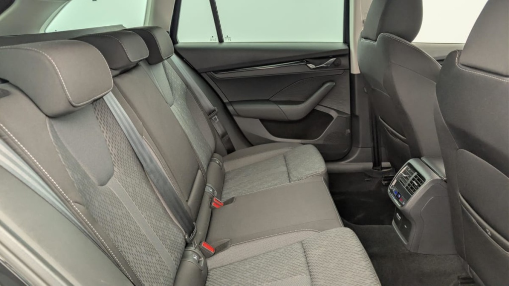 SKODA Octavia Combi 1.5 TSI 150 ch ACT Ambition - ref: 1-377970 - Photo 10