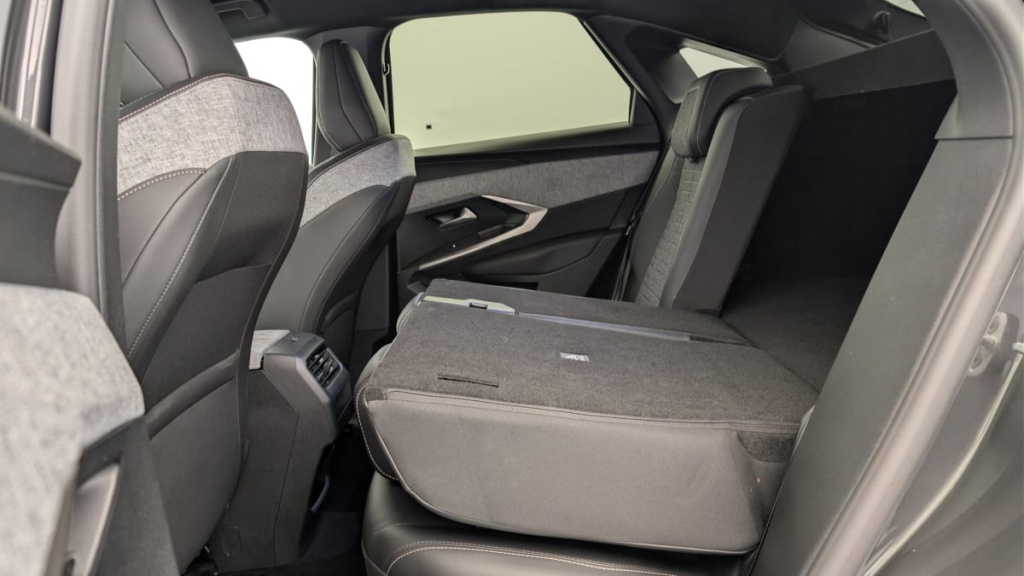 PEUGEOT 3008 Hybrid 145 e-DCS6 Allure - ref: 1-378262 - Photo 12