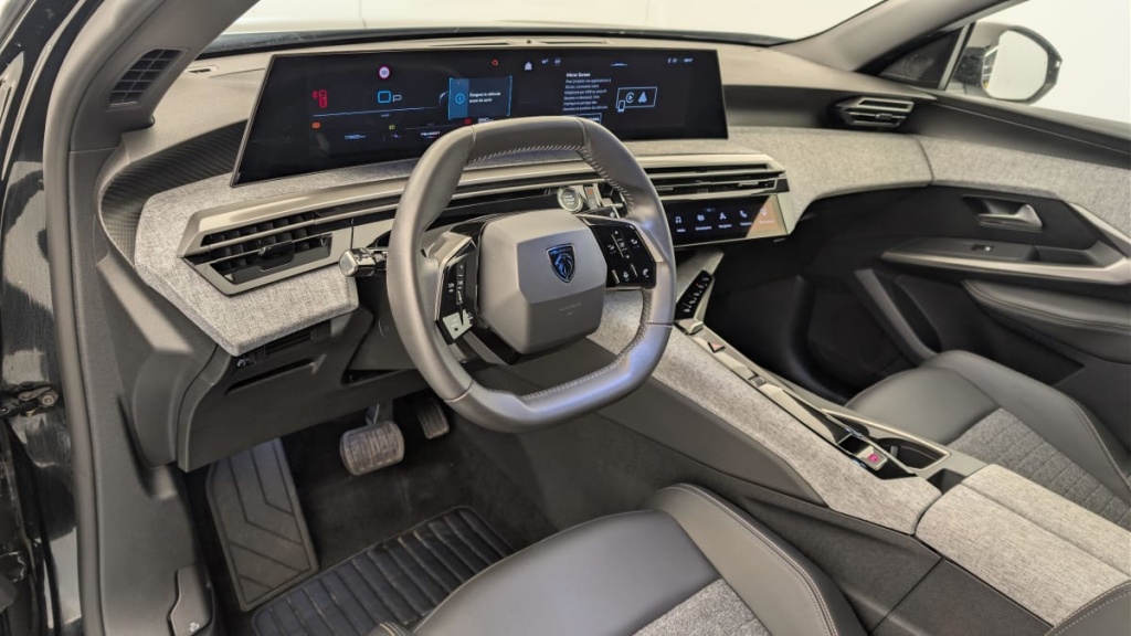 PEUGEOT 3008 Hybrid 145 e-DCS6 Allure - ref: 1-378312 - Photo 15