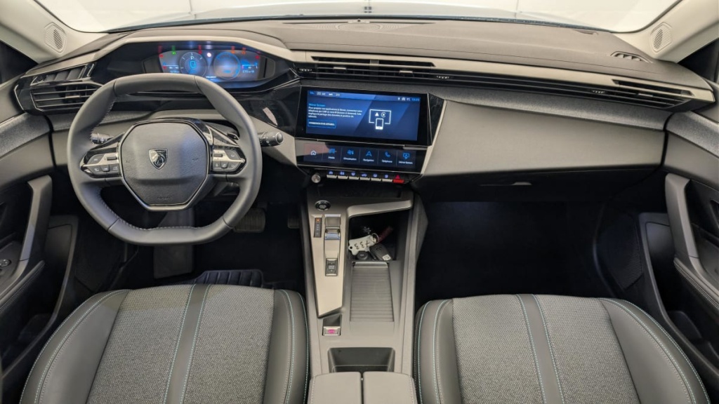 PEUGEOT 308 Hybrid 145 e-DCS6 Allure - ref: 1-378332 - Photo 13