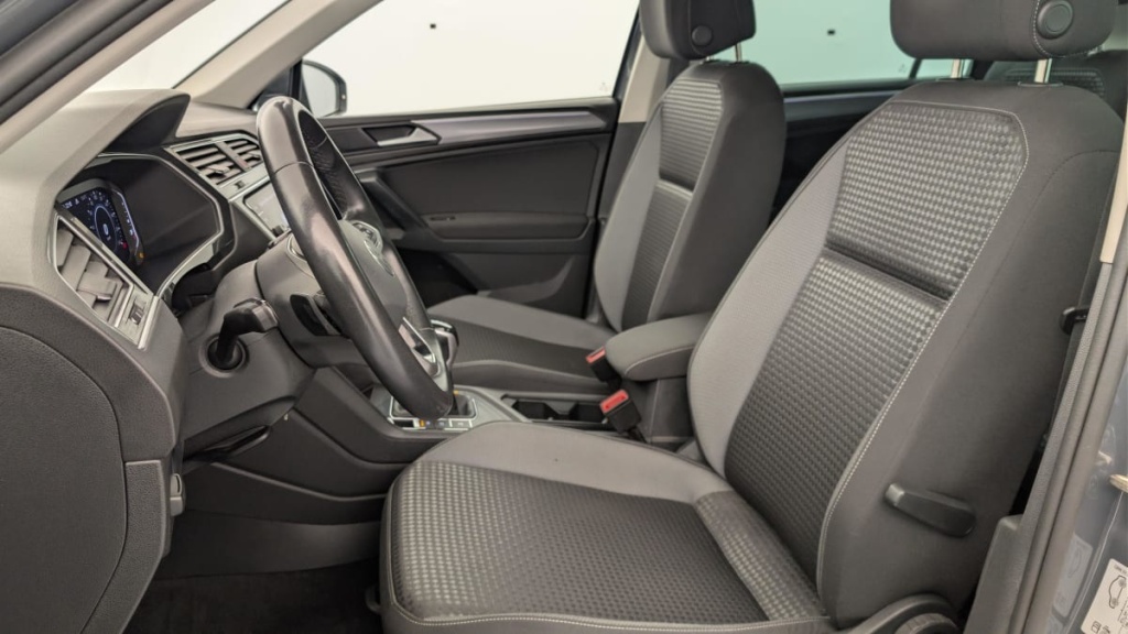 VOLKSWAGEN Tiguan 1.4 EHYBRID 245CH DSG6 ACTIVE - ref: 1-378458 - Photo 16