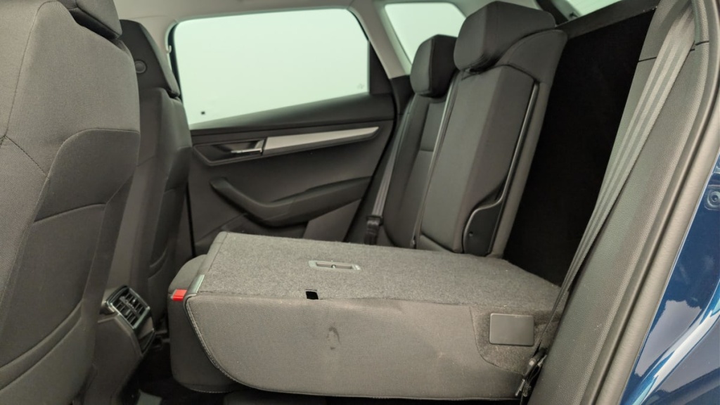 SKODA Karoq 2.0 TDI 116 ch SCR Business - ref: 1-378460 - Photo 12