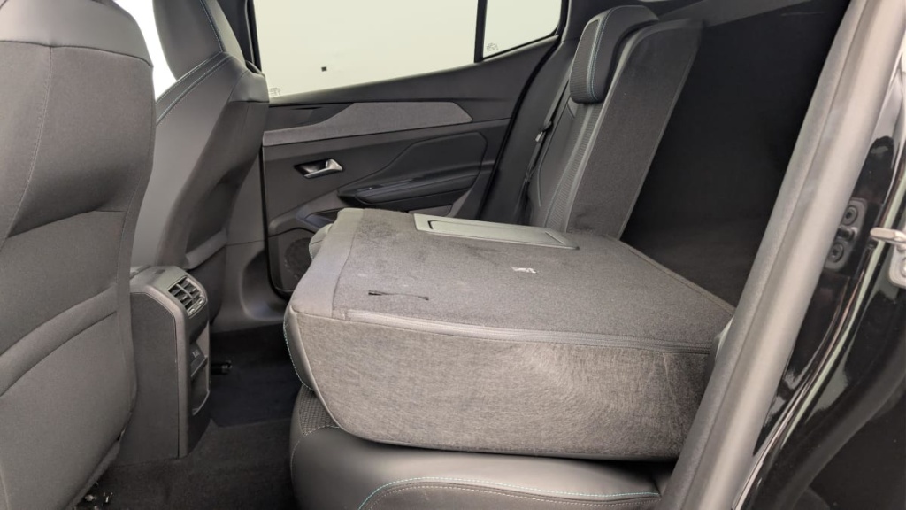 PEUGEOT 408 Hybrid 136 e-DCS6 Allure - ref: 1-378469 - Photo 12