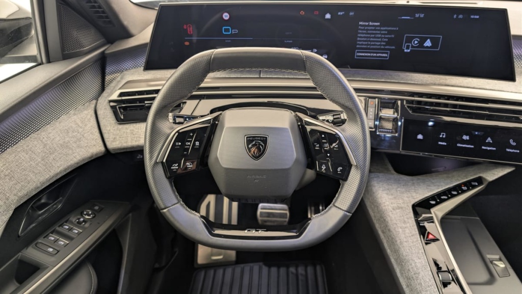 PEUGEOT 3008 Hybrid 145 e-DCS6 GT - ref: 1-378478 - Photo 14