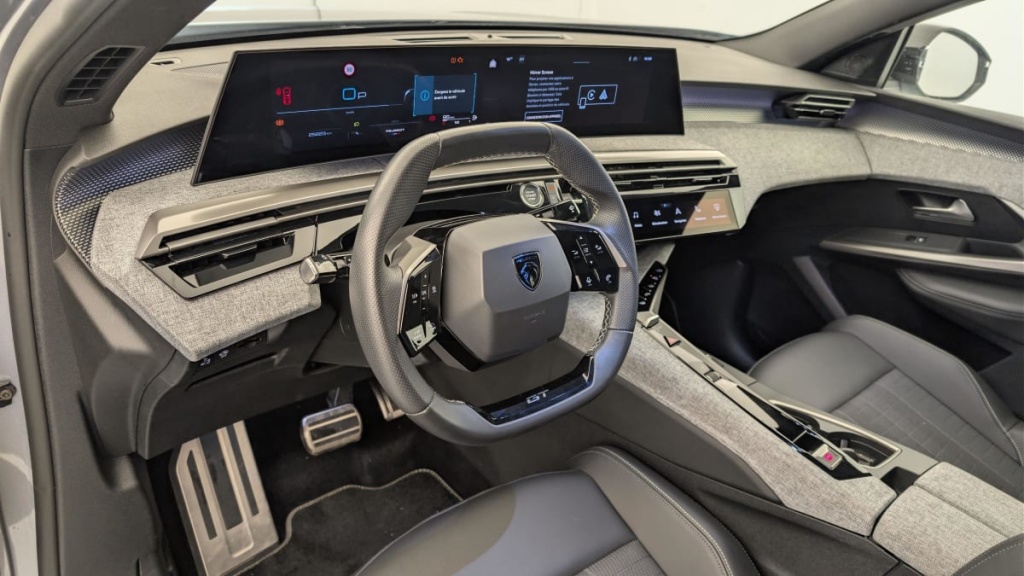 PEUGEOT 3008 Hybrid 145 e-DCS6 GT - ref: 1-378489 - Photo 15