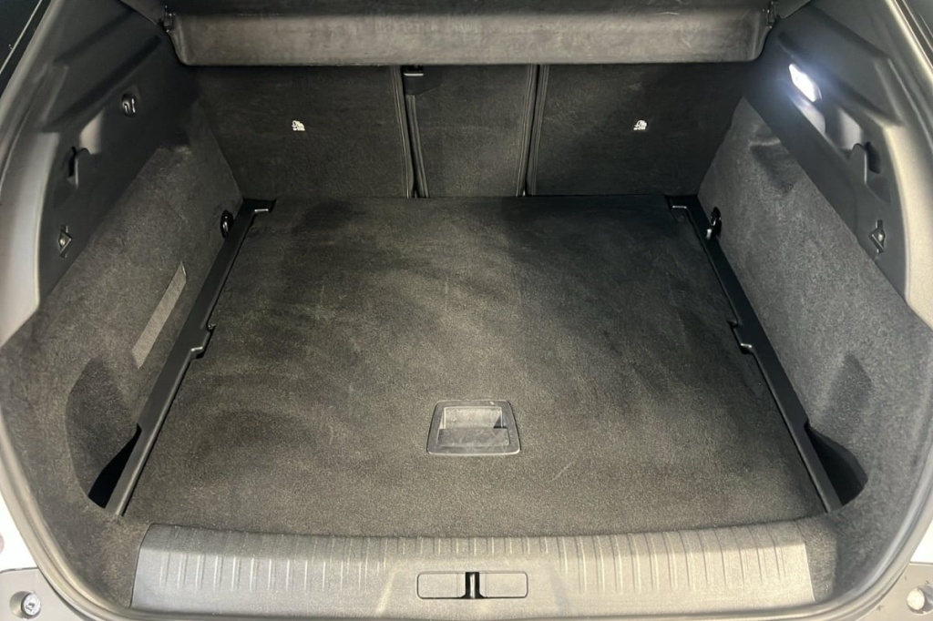 PEUGEOT 3008 Hybrid 145 e-DCS6 GT - ref: 1-378494 - Photo 11