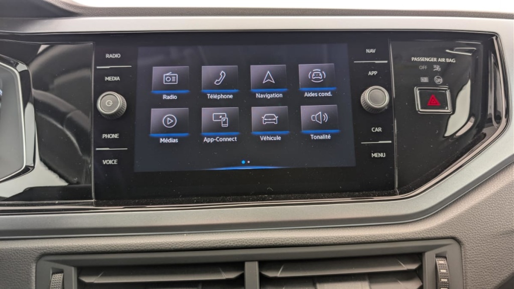 VOLKSWAGEN Polo 1.0 80 S S BVM5 Active - ref: 1-378574 - Photo 17