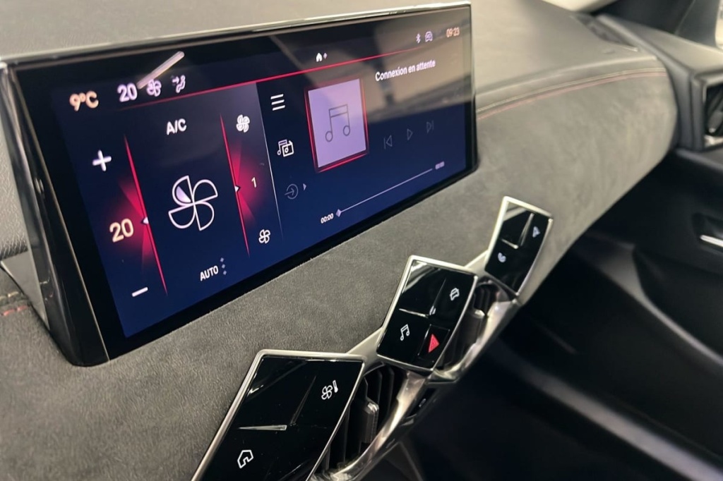 DS DS3 PureTech 100 BVM6 Performance Line - ref: 1-378587 - Photo 17